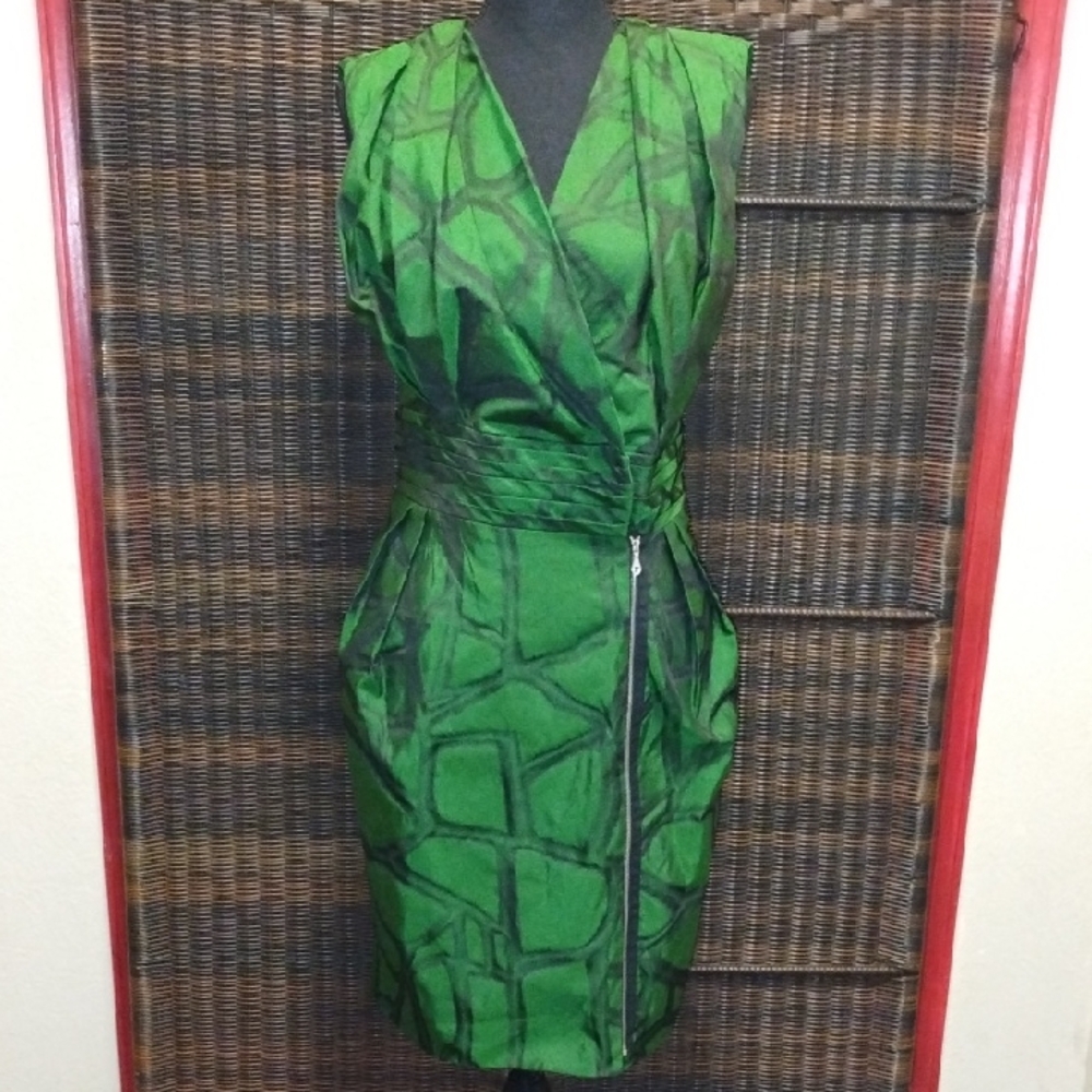 Elegant Green Patterned Midi Dress
